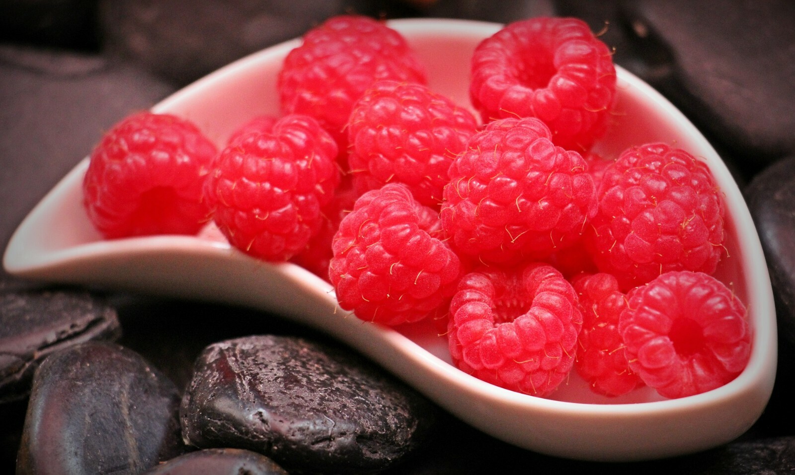 Red Raspberry {Rubus idaeus} 50+ seeds 98% Germination! NON-GMO Free Shipping!
