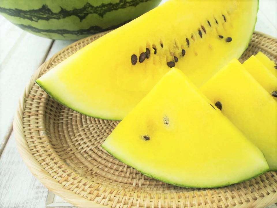 Mountain Sweet Yellow Watermelon Seeds – For 2025 Planting Bright Yellow Flesh