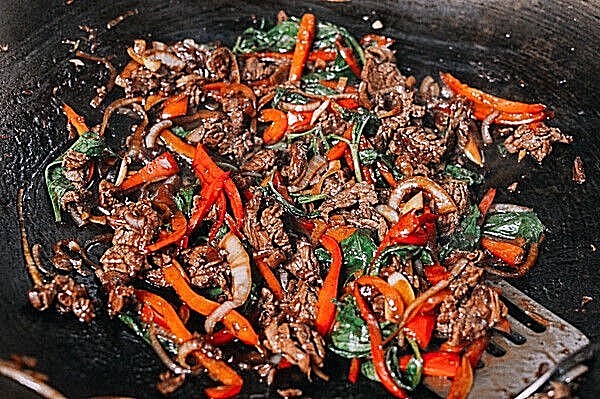 Vietnamese Tear Jerker hot chili pepper seeds non-gmo heirloom SRIRACHA SAUCE!