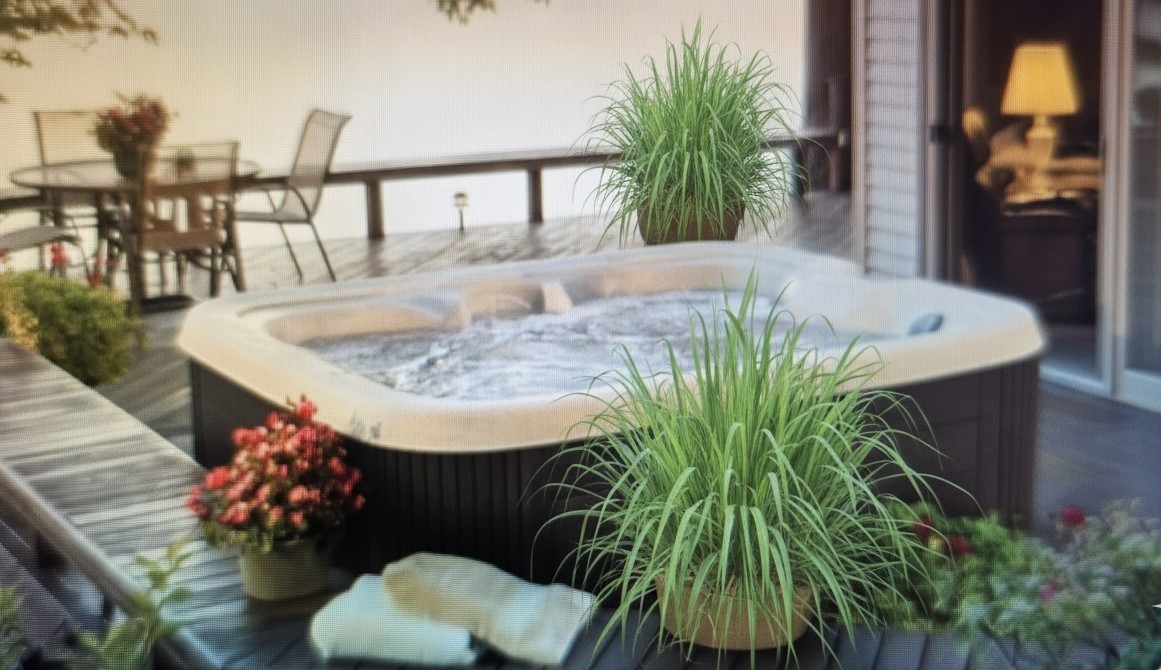 20-pack, Live Lemongrass Starter Stalks for Patio, Pool, Hot Tub, & Spa areas