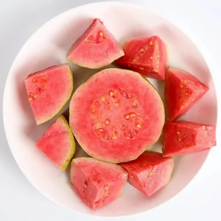 50 Red Guava Seeds – Tropical Fruit Tree with Sweet Pink Flesh for Home Garden