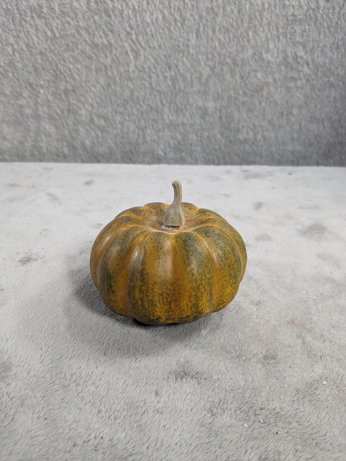 Lot Of 12 Little Foam Pumpkin Miniature Mini Tiny Fall Thanksgiving Props