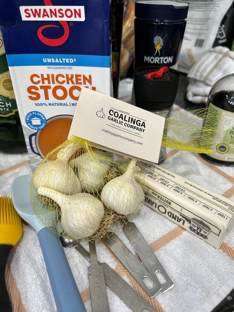 USDA Organic Romanian Red Garlic Bulbs | Spicy Gourmet Garlic | California Grown
