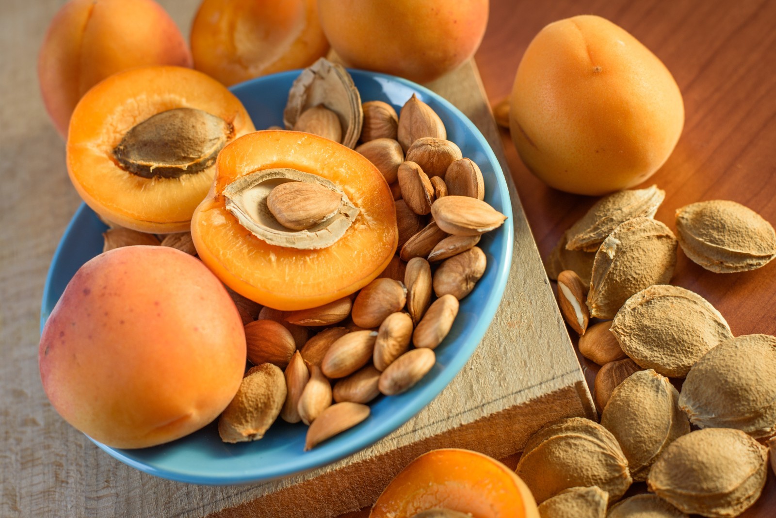 Bitter Apricot Seeds Extract Capsules 500mg