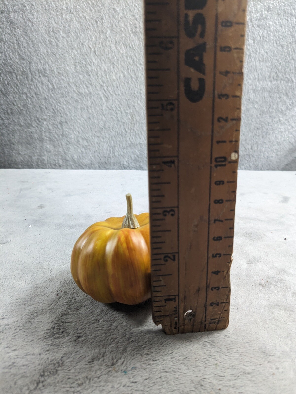 Lot Of 12 Little Foam Pumpkin Miniature Mini Tiny Fall Thanksgiving Props